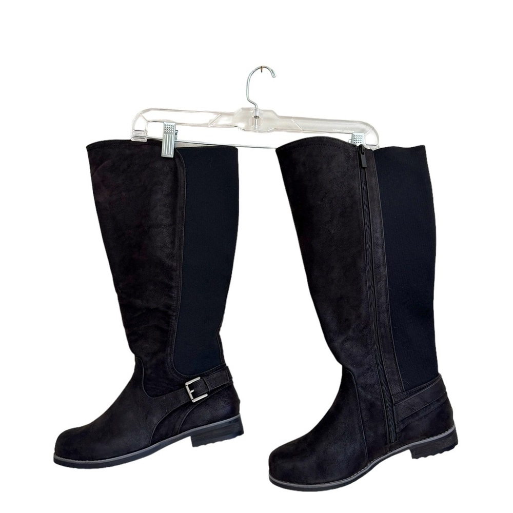 NWOT Torrid Black Knee High Boots